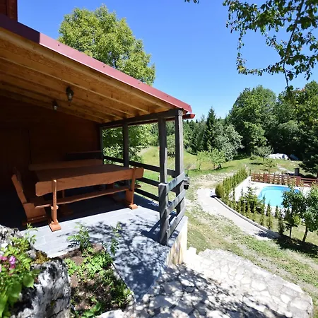 Vikendica Tranquil In Kvarner Near Kupa River *