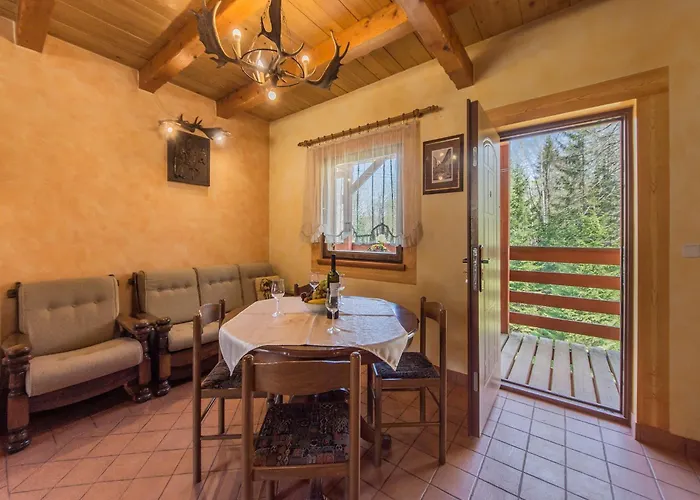 Vikendica Tranquil In Kvarner Near Kupa River *